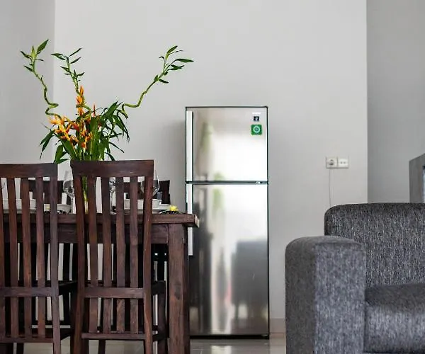 Villa Casa Jinah 2 I Simply Modern Twin Seminyak